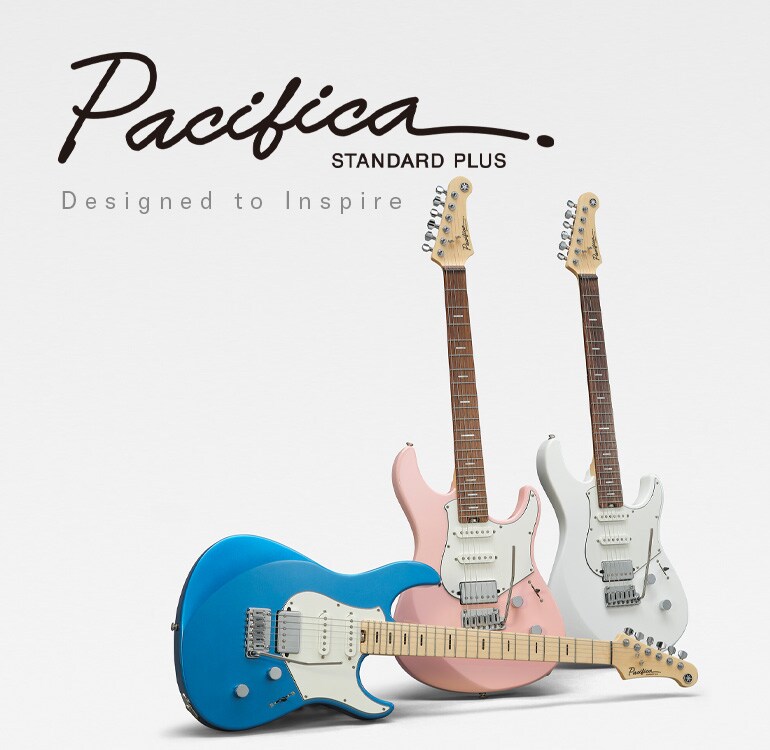 Trzy modele Yamaha Pacifica Standard Plus 12 na białym tle