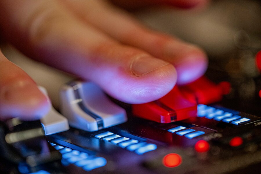 [Image] Dziewięć drawbarów w YC