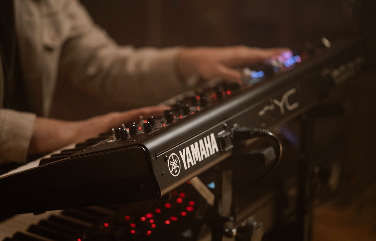 Seria YC - YC61, YC73 i YC88 - Informacje o produkcie - Stage